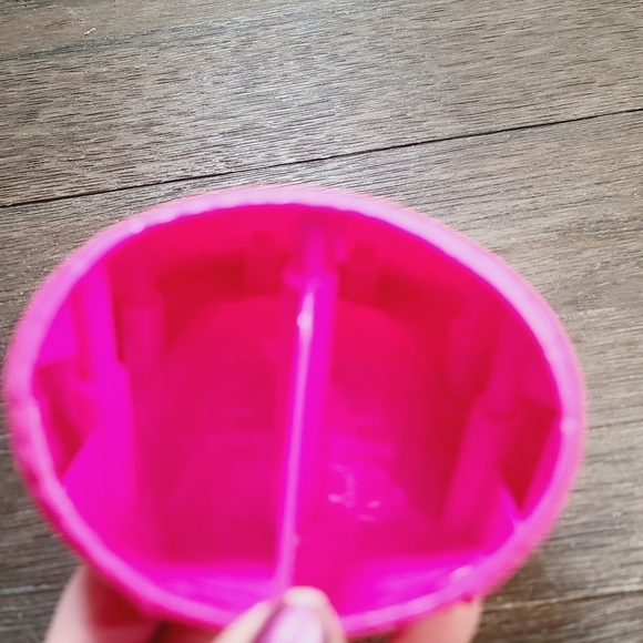 Pink Plastic Egg Chair For Dollhouse Barbie Sized - Picture 5 of 8